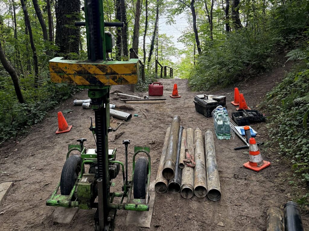 Usługa sondowań dynamicznych - GEOdev